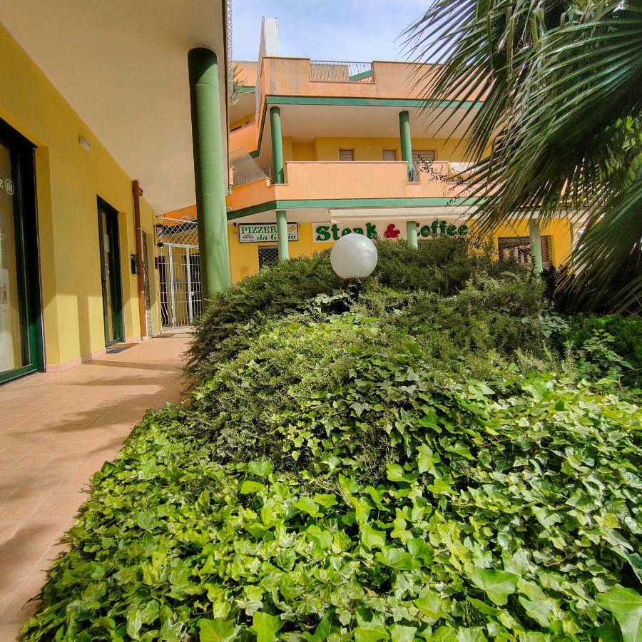Delphinium Hotel Selargius Luaran gambar